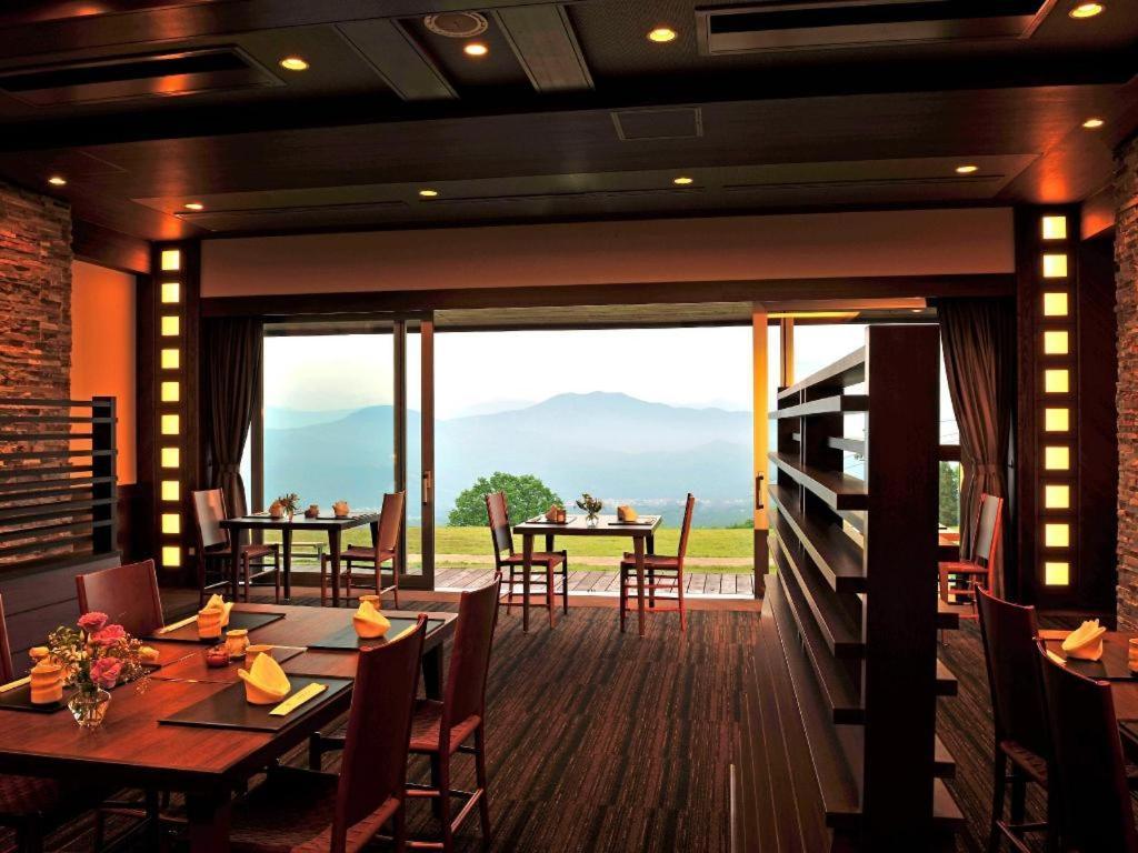 Akakura Kanko Hotel Myoko Exterior photo