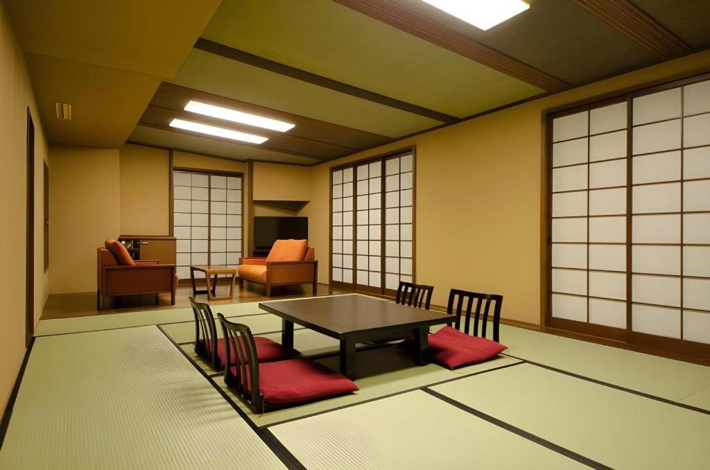 Akakura Kanko Hotel Myoko Exterior photo