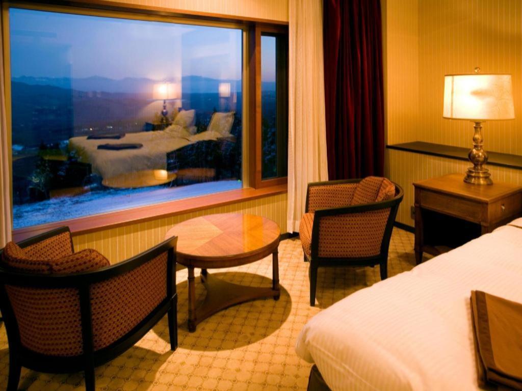 Akakura Kanko Hotel Myoko Exterior photo