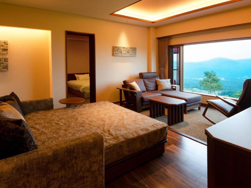 Akakura Kanko Hotel Myoko Exterior photo