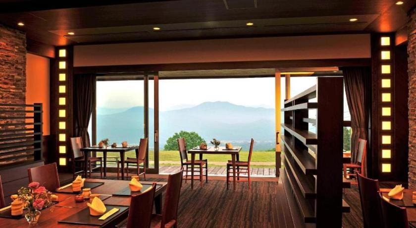 Akakura Kanko Hotel Myoko Exterior photo