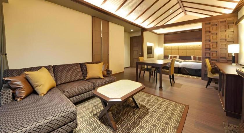 Akakura Kanko Hotel Myoko Exterior photo